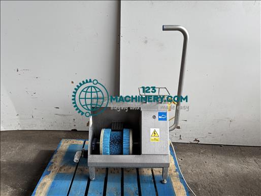 IWM Sole and top washer Boot washer