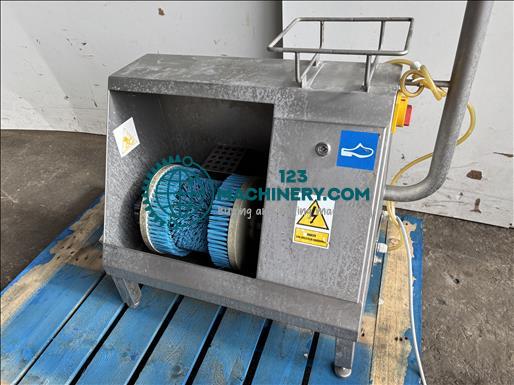 IWM Sole and top washer Boot washer