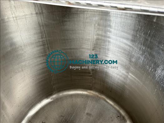 Toon advertentie Giusti Holding tank