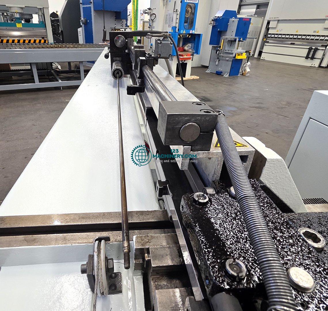 Tube bending machine with mandrel UNI 42 CD