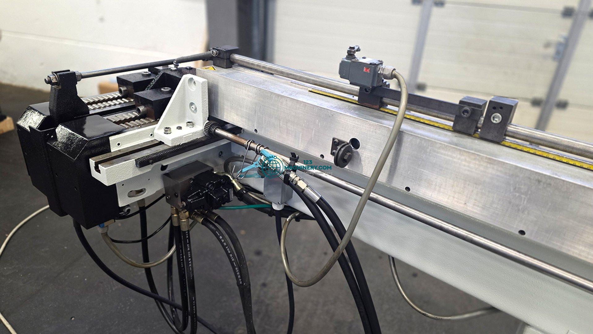 Tube bending machine with mandrel UNI 42 CD