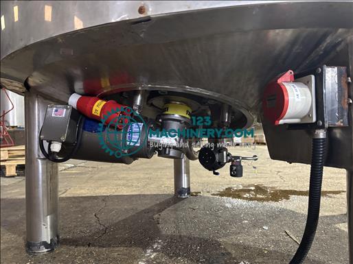 Show advert Surmet 1500L Holding tank