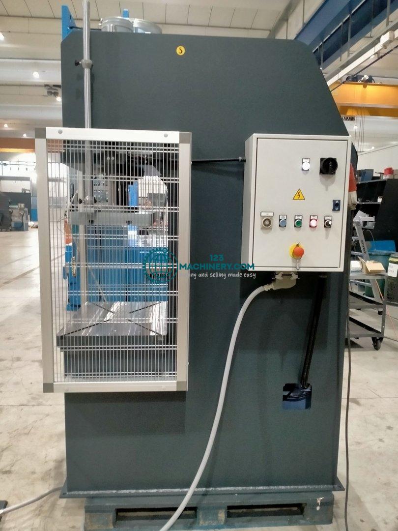 Toon advertentie Hydraulic single column press SICMI PCL 40 A