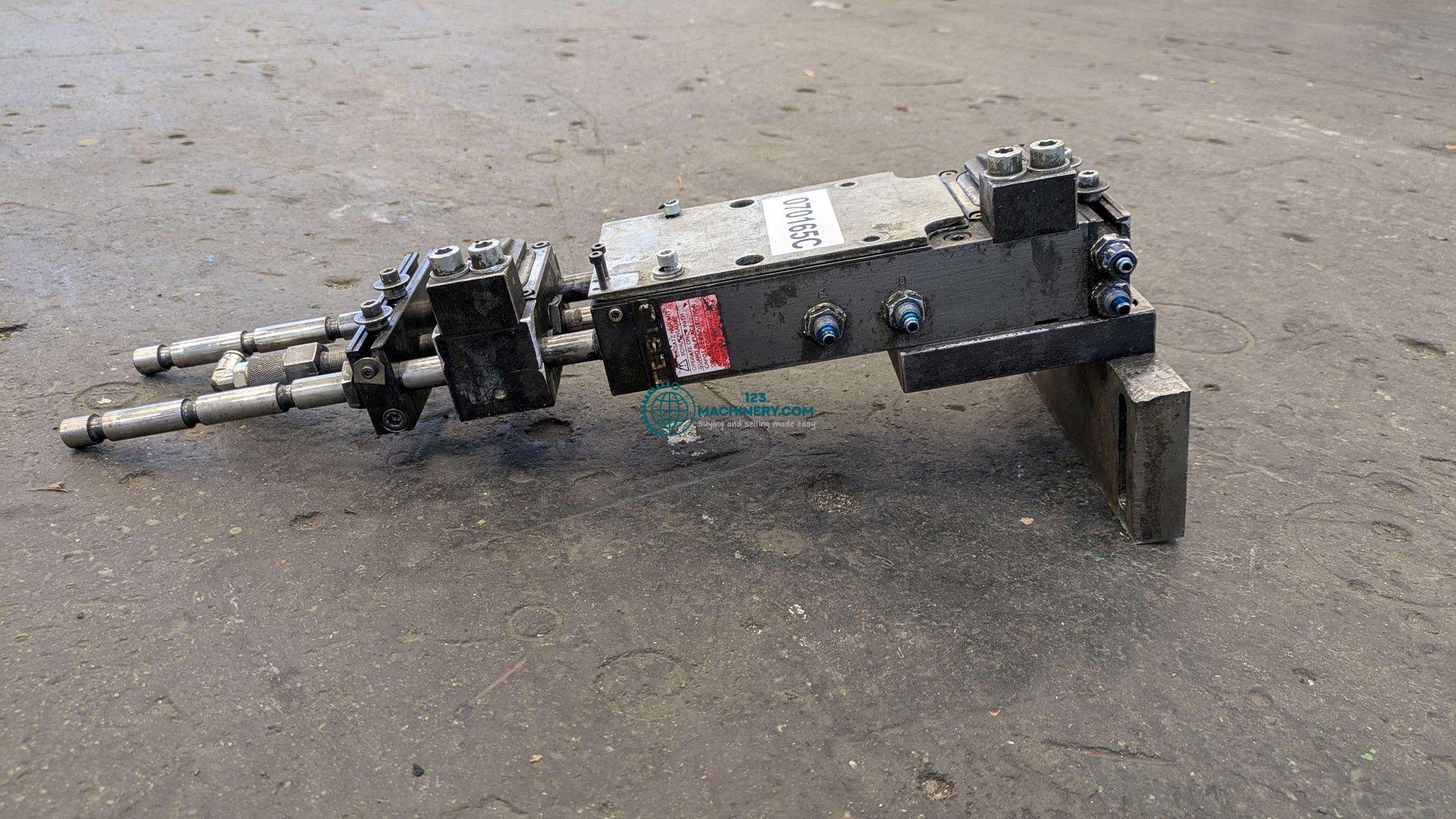 Pneumatic feeder FESTO 2016 BV-100-200-C