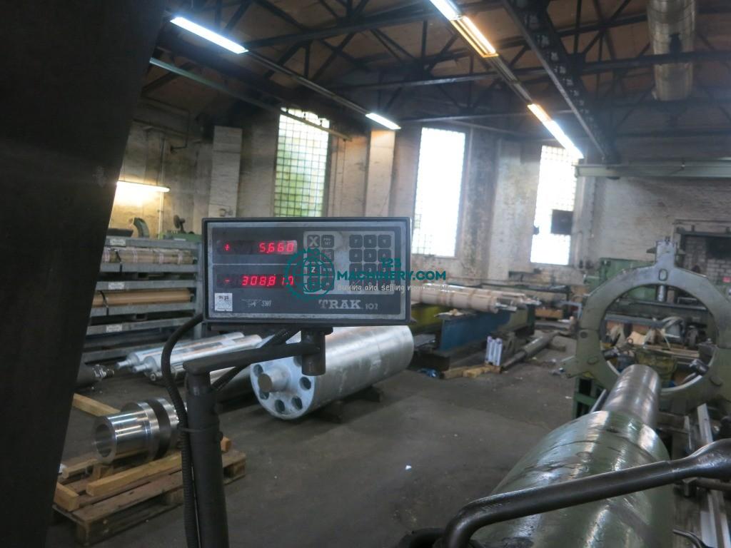 Leit- und Zugspindeldrehmaschine
