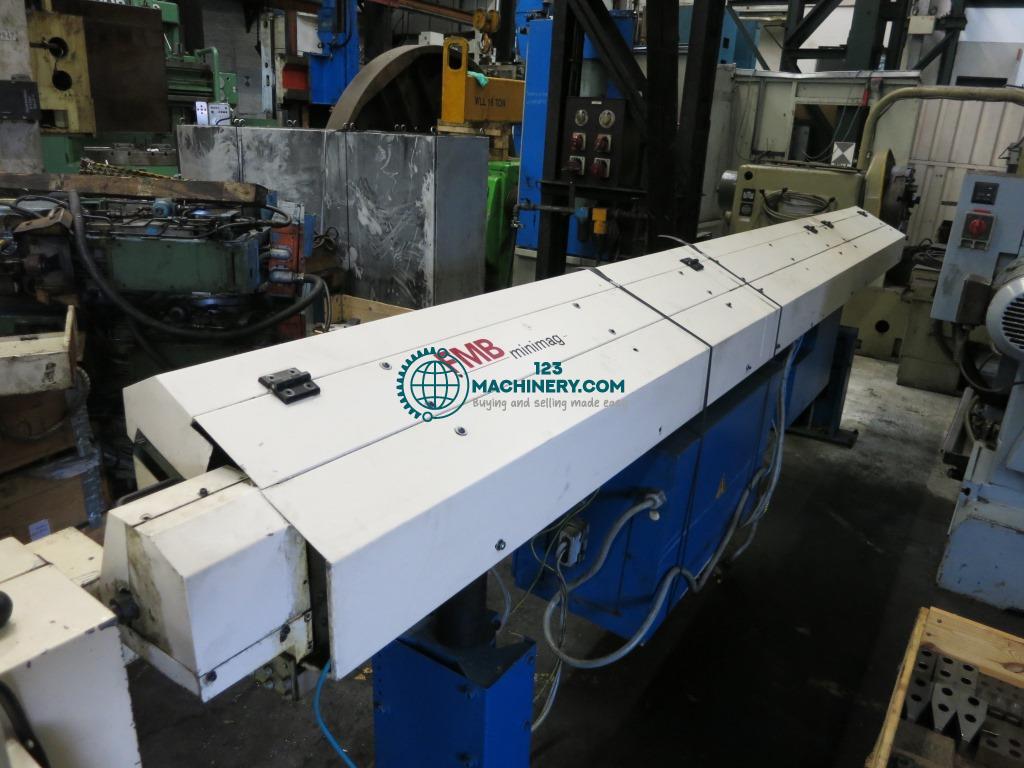 Автоматический токарный станок