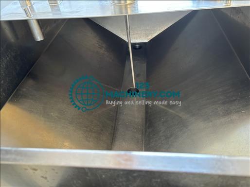 Показывать рекламу Riggs 1000 Three head filler