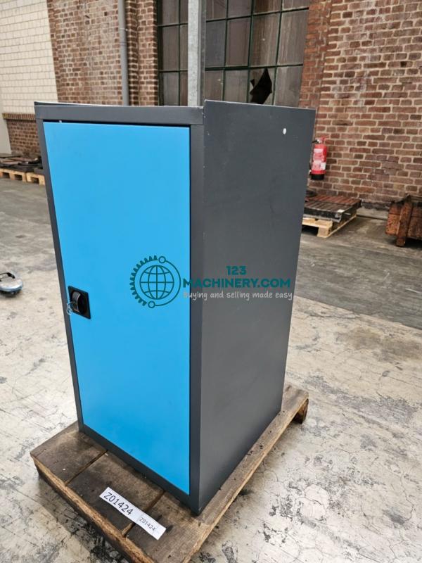 Показывать рекламу Werkzeugschränke