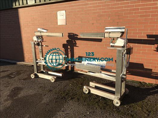 NNP Vibratory feed conveyor