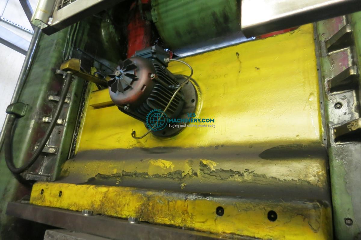 Afficher l`annonce Doppelständerexzenterpresse