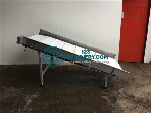NNP stainless incline conveyor