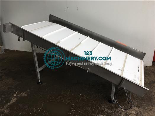 NNP stainless incline conveyor