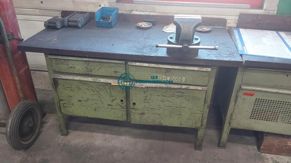 Toon advertentie Werkbänke