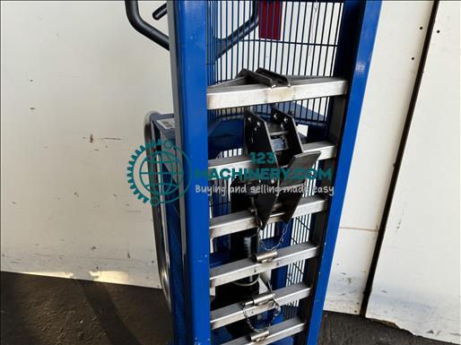 Toon advertentie STS DTP05 Corner drum lifting trolley