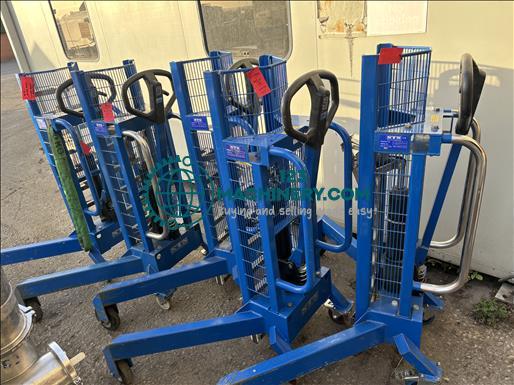 Toon advertentie STS DTP05 Corner drum lifting trolley