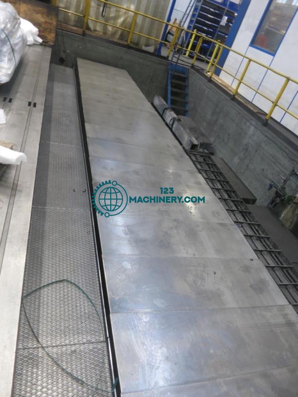 Toon advertentie Plattenbohrwerk - Traghülse