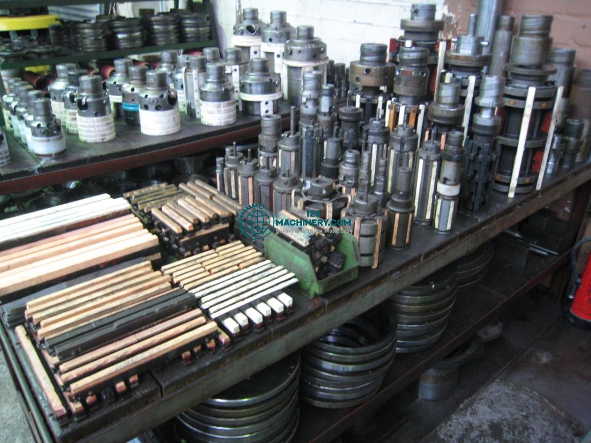 Toon advertentie Tieflochbohrmaschine