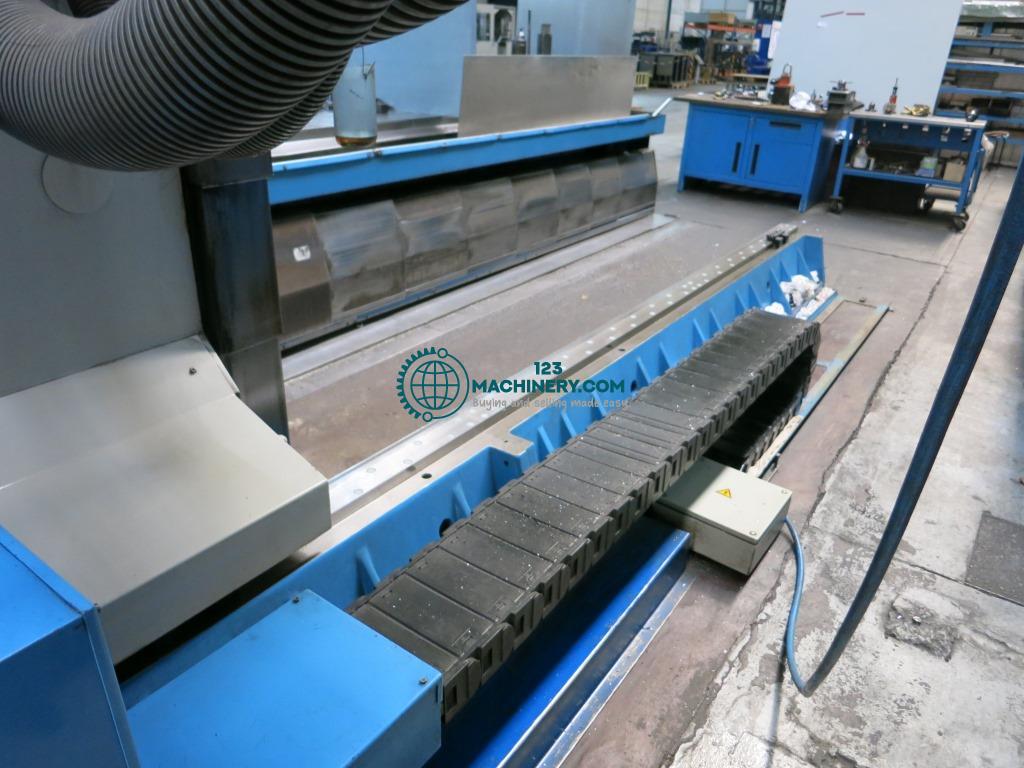 Показывать рекламу Фрезерный станок с подвижной колонной