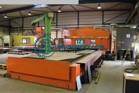 Laserschneidmaschine