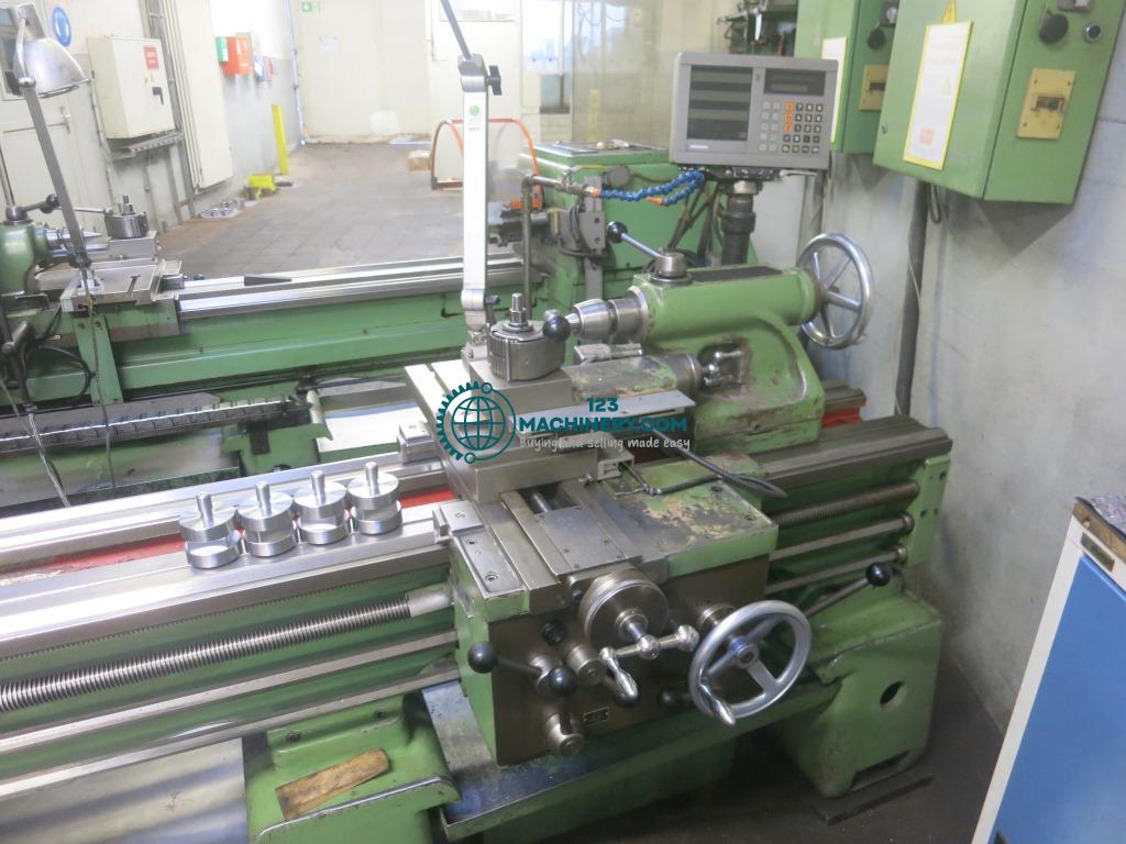 Leit- und Zugspindeldrehmaschine