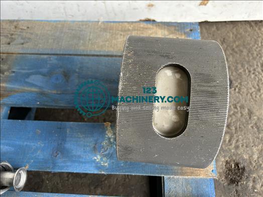 Pokaż ogłoszenie Formatic R2200 Forming machine