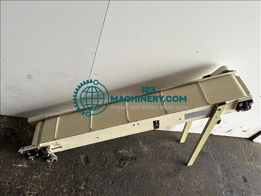 Gainsborough flighted elevator conveyor