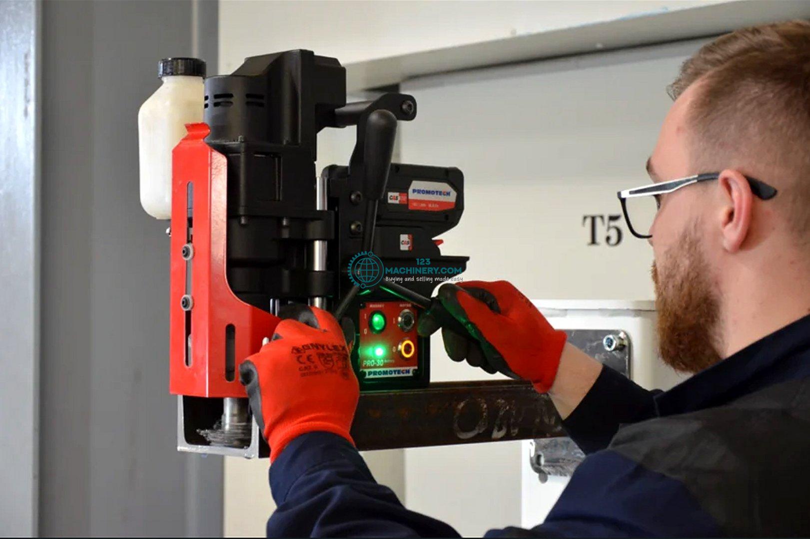 Magnetic drilling machine PROMOTECH PRO-36 Battery