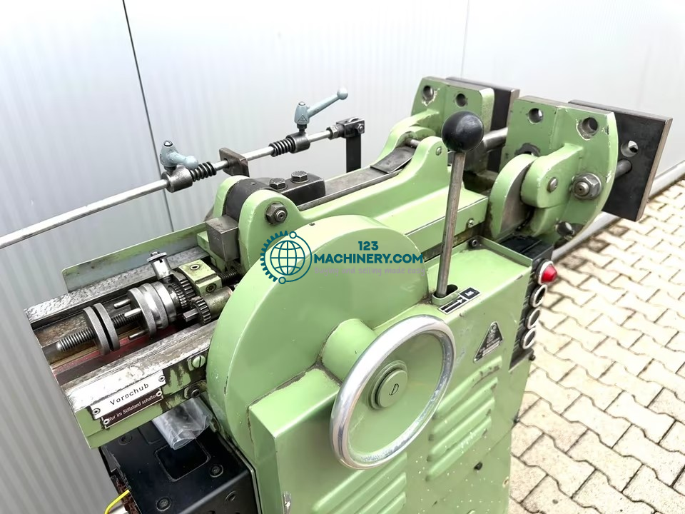 Show advert HAHNDORF Typ SEW 52/300mm / Nutenstoßmaschine -Keilnutensto