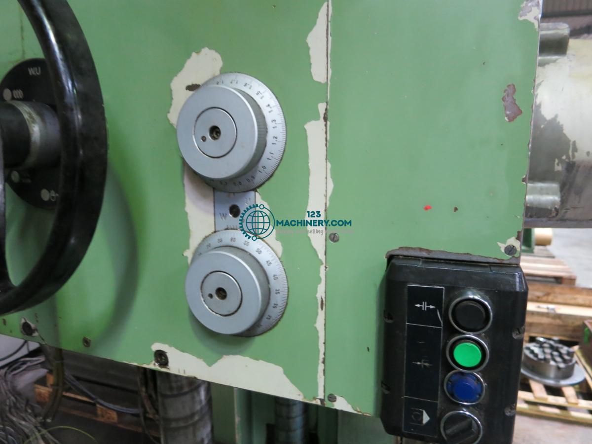 Toon advertentie Tischbohrwerk