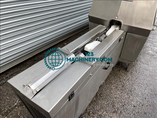 Kroma Gutmaster 1200W Fish gutting machine