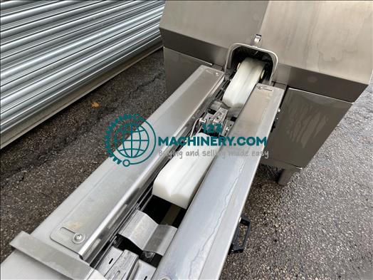 Kroma Gutmaster 1200W Fish gutting machine