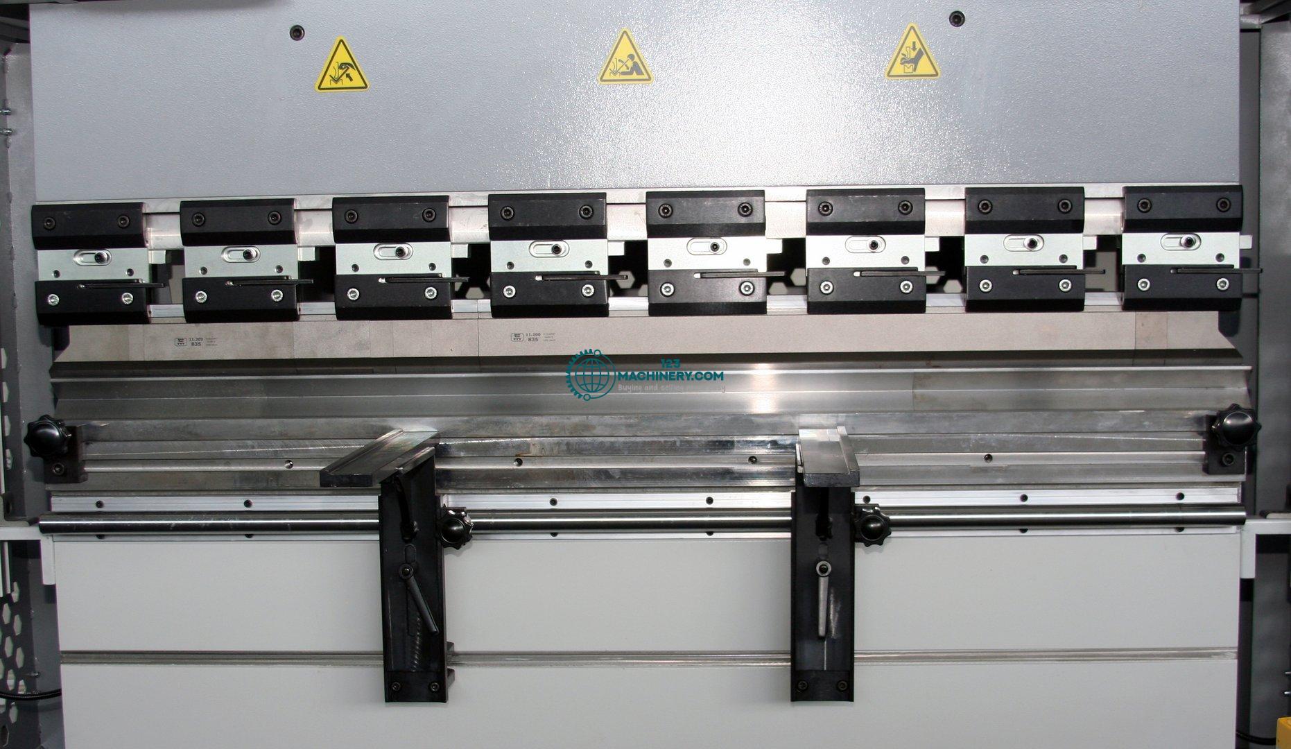 Hydraulic NC press brake HESSE by ISITAN Edgebender 1540