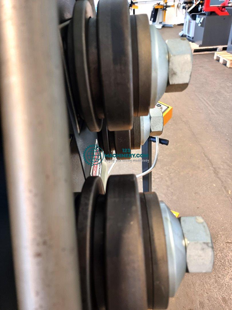 Profilbiegemaschine mit hydraulischer Walzenzustellung HESSE