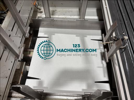 Toon advertentie MG Tech Leanbox Case Former