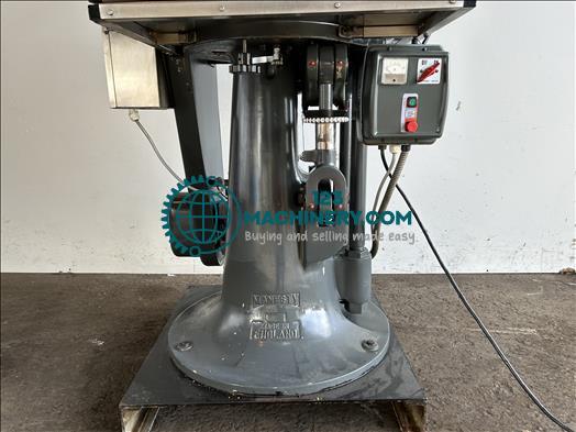 Manesty D3B tablet press