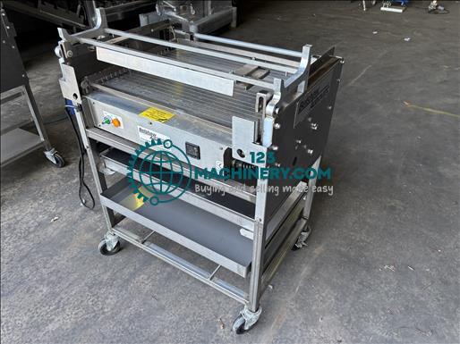 Belshaw HI18F Icer Icing machine