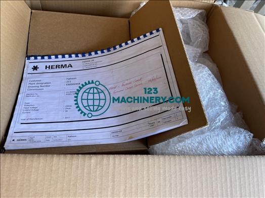 Herma H400 Semi automatic wrap labeller