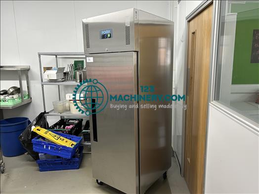 Polar G592-04 Refrigerator