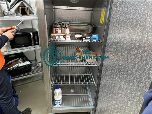 Polar G592-04 Refrigerator