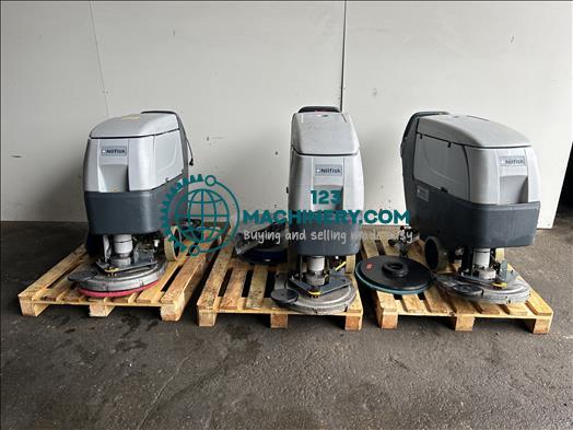 Toon advertentie Nilfisk BA551D Floor scrubber
