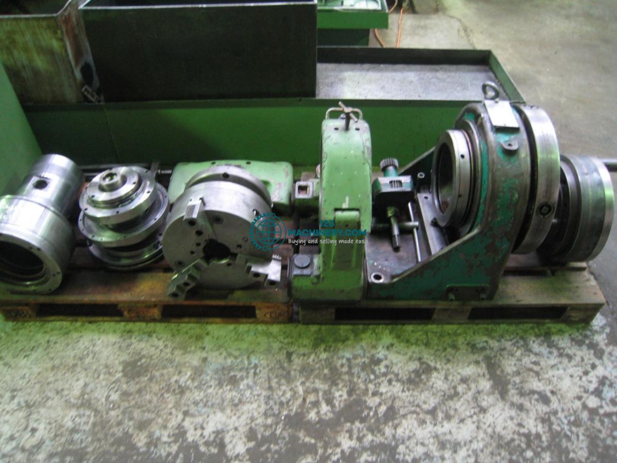 Tieflochbohrmaschine