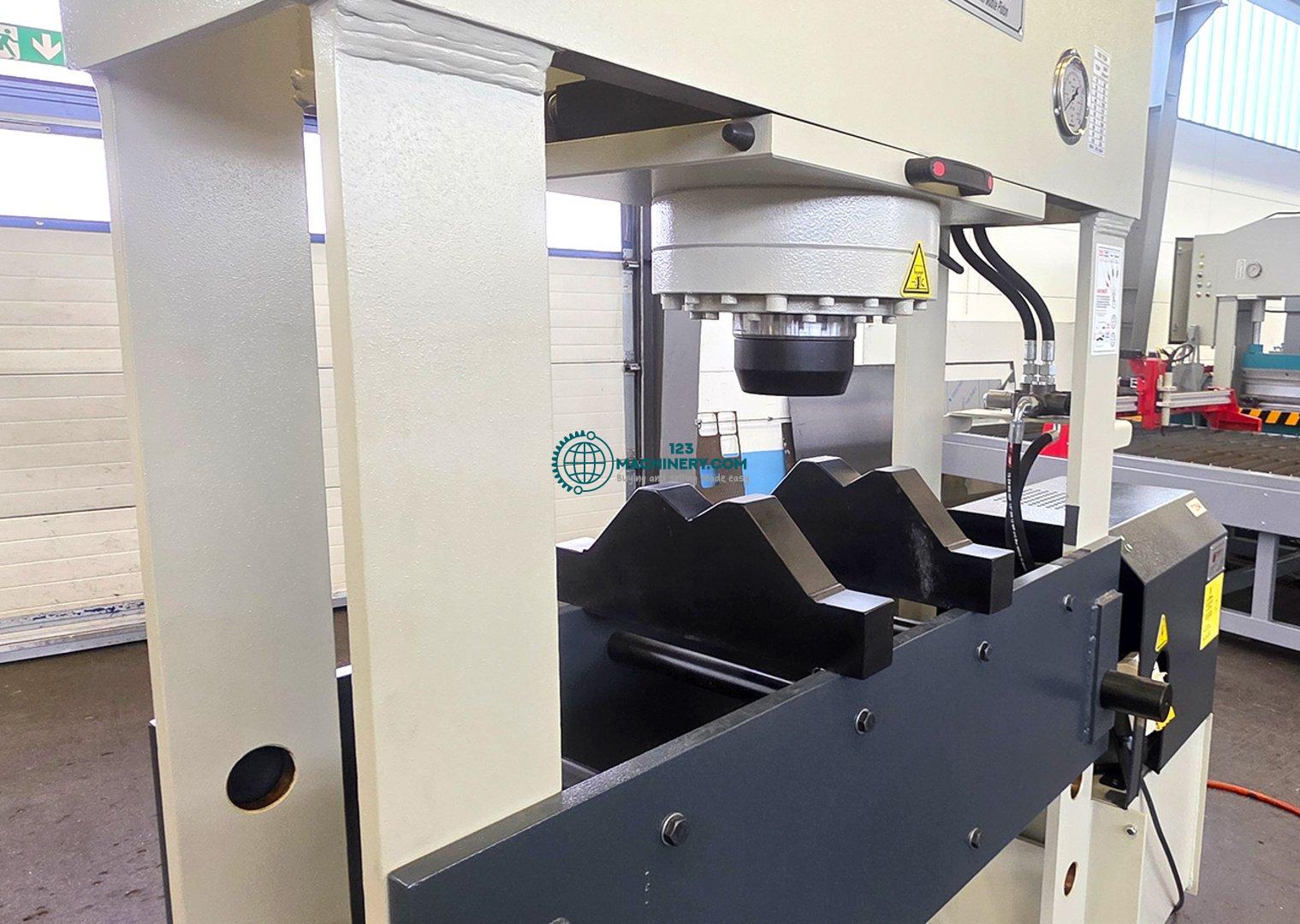 Mostrar anuncio Hydraulic workshop press HESSE by LFSS DPM-K 1070-