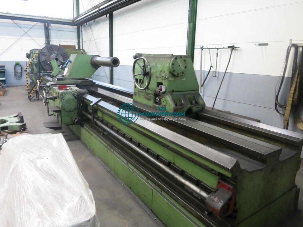Leit- und Zugspindeldrehmaschine