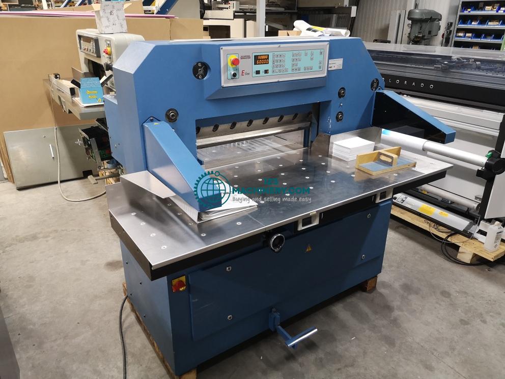 Schneider Senator 78 E-line