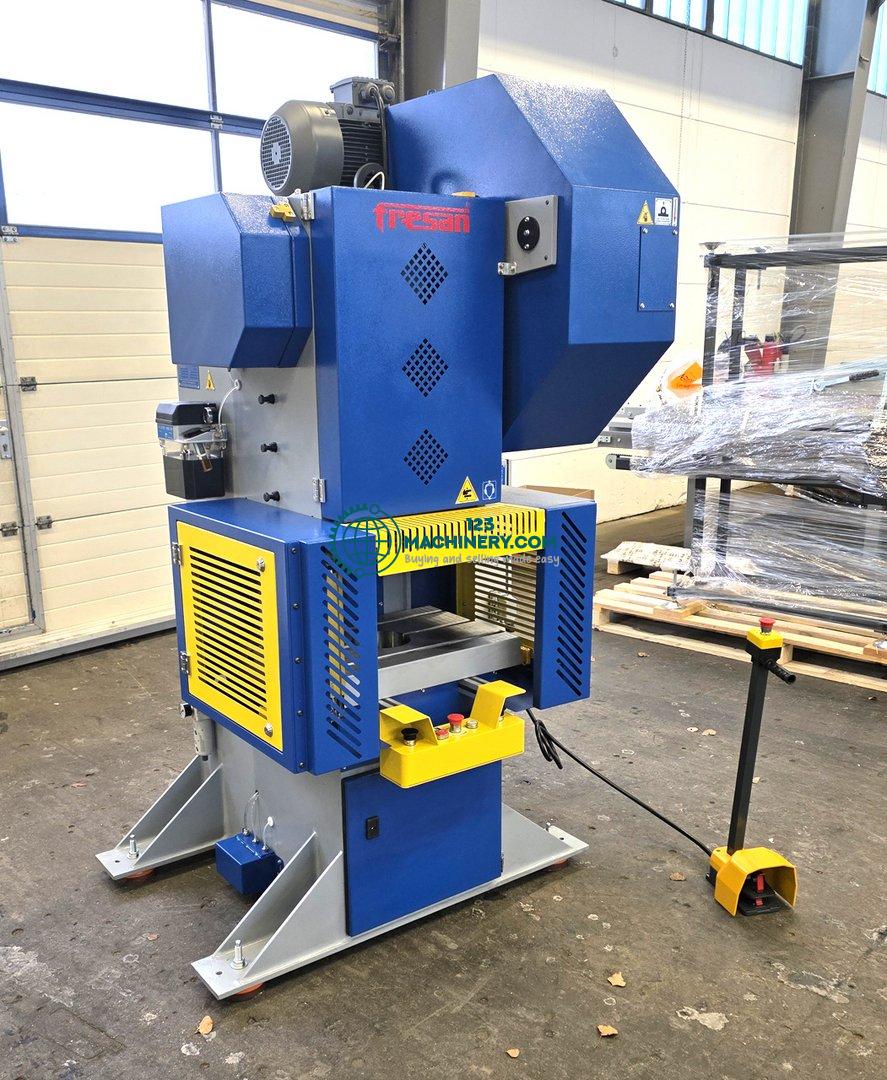 C-frame eccentric press HESSE by FRESAN FP 30 P
