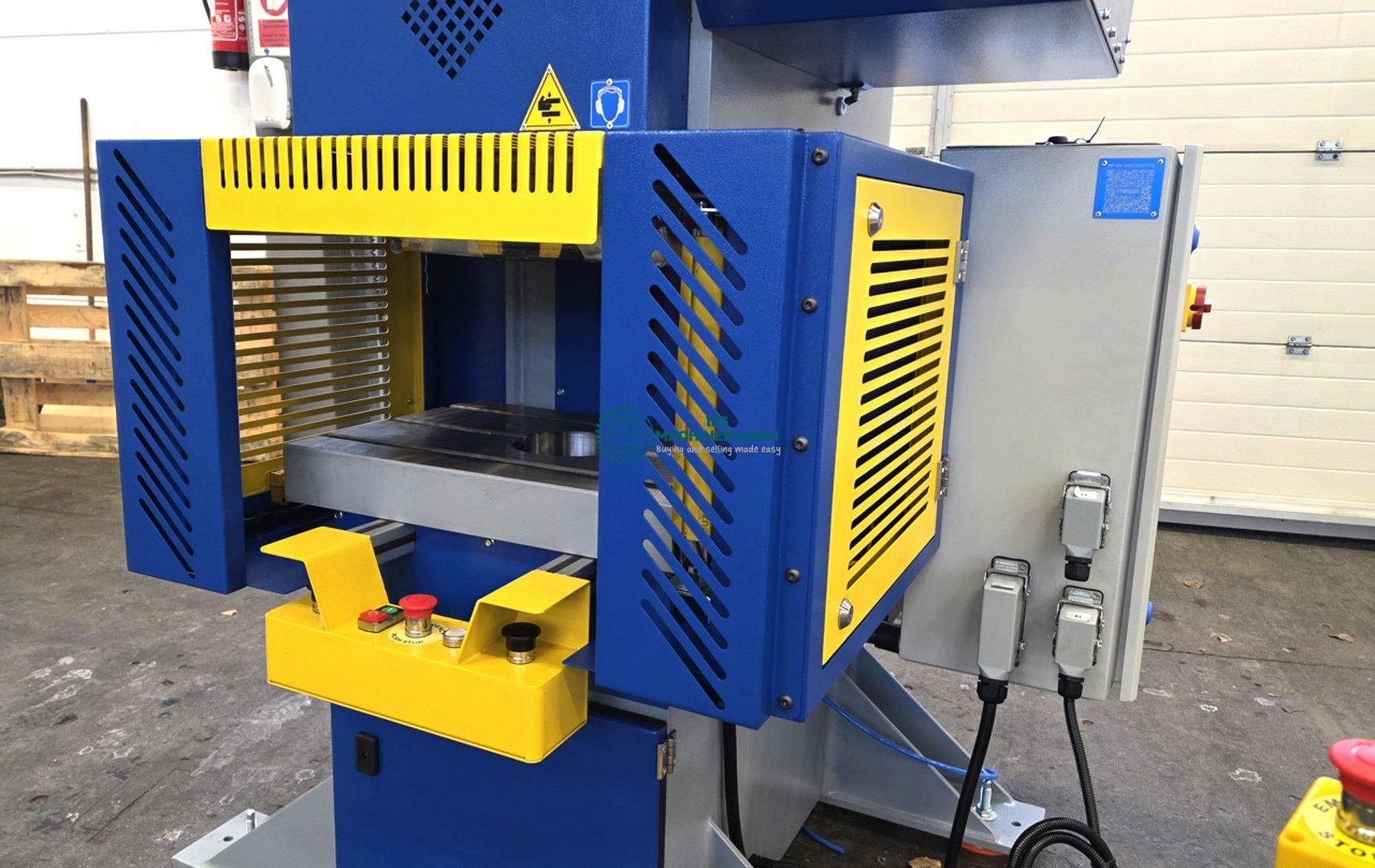 C-frame eccentric press HESSE by FRESAN FP 30 P