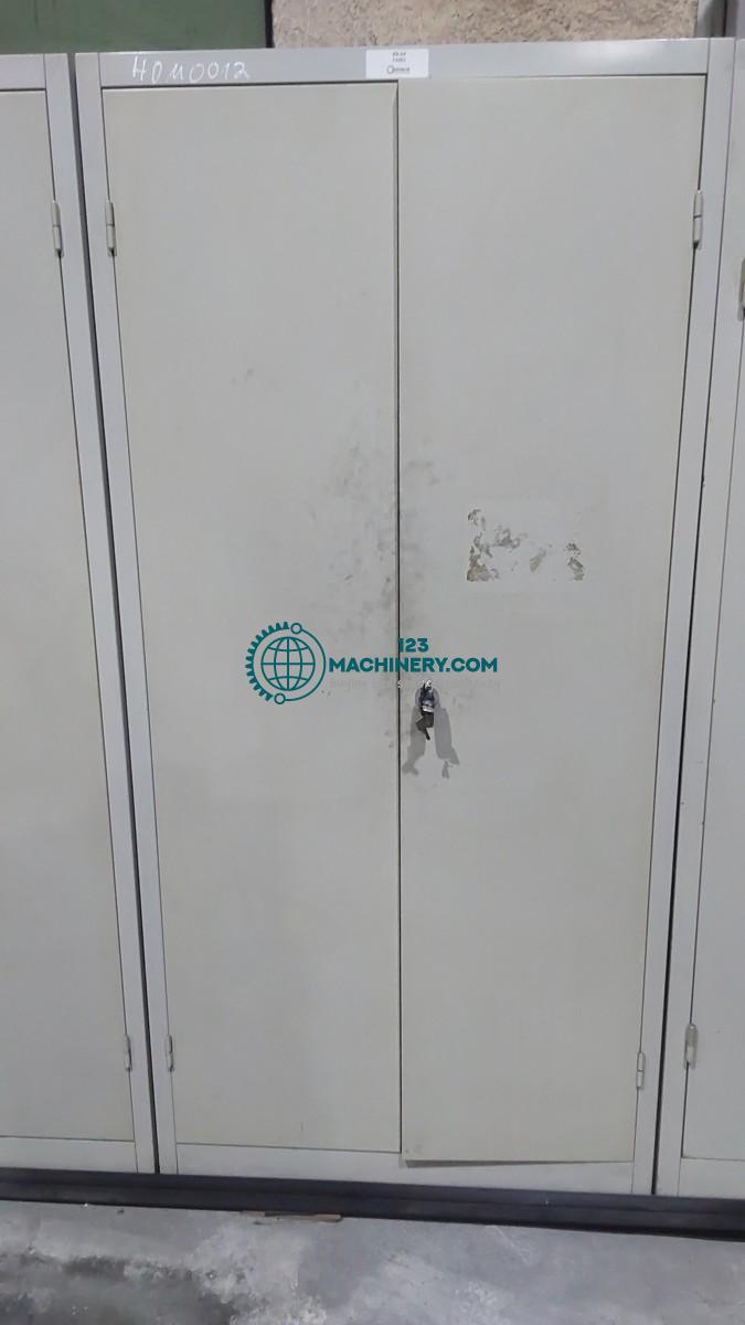 Inserat anzeigen Türenschrank