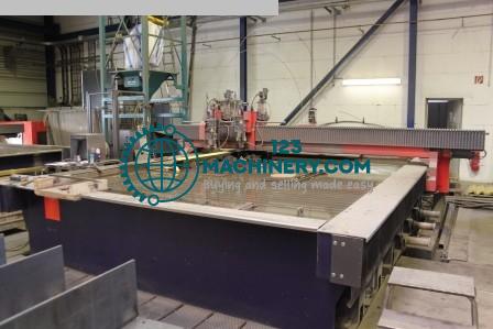 Wasserstrahlschneidanlage