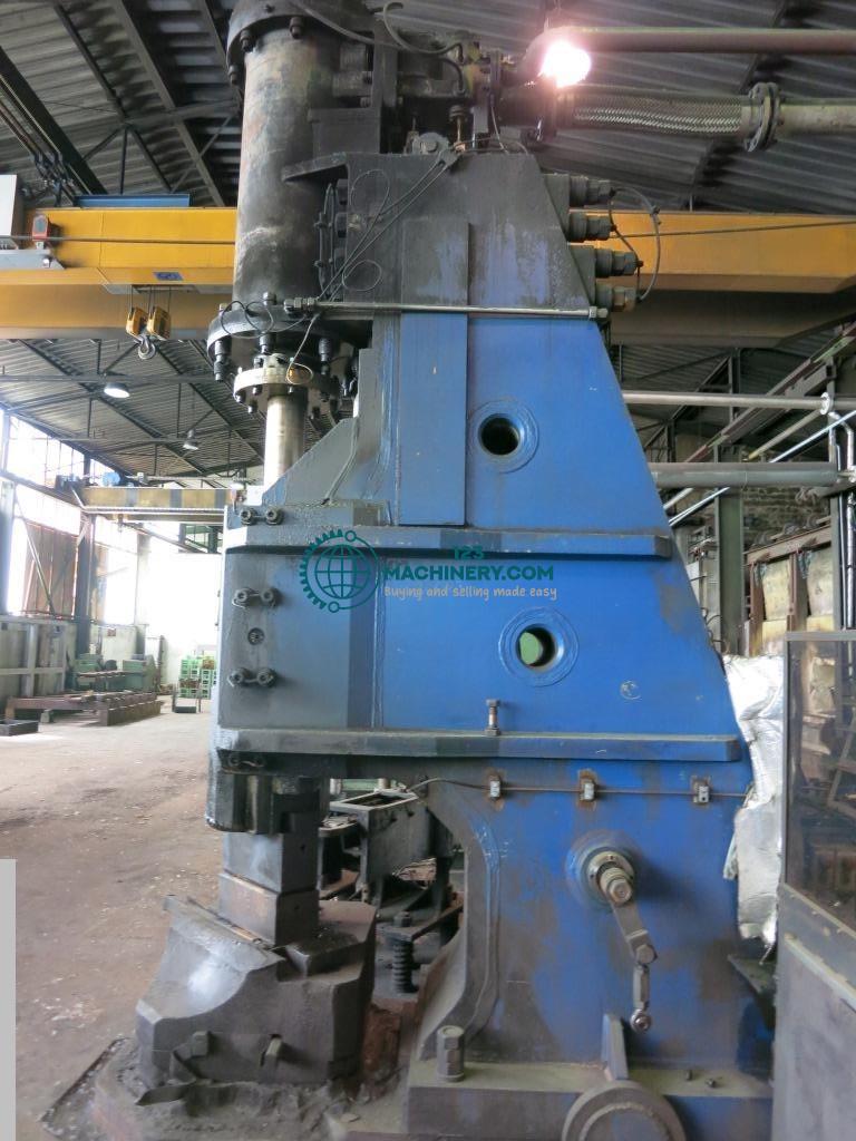 Afficher l`annonce Schmiedehammer