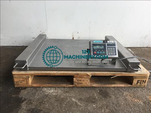 Vaakakoskinen AD-4327B stainless floor scale